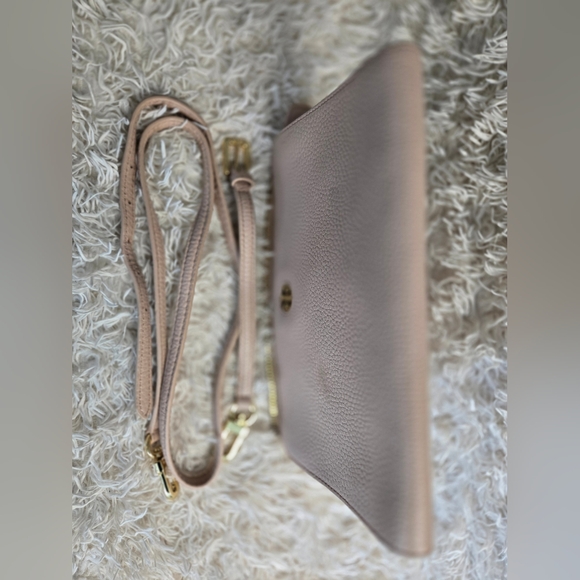 Tory Burch Crossbody - Picture 12 of 17